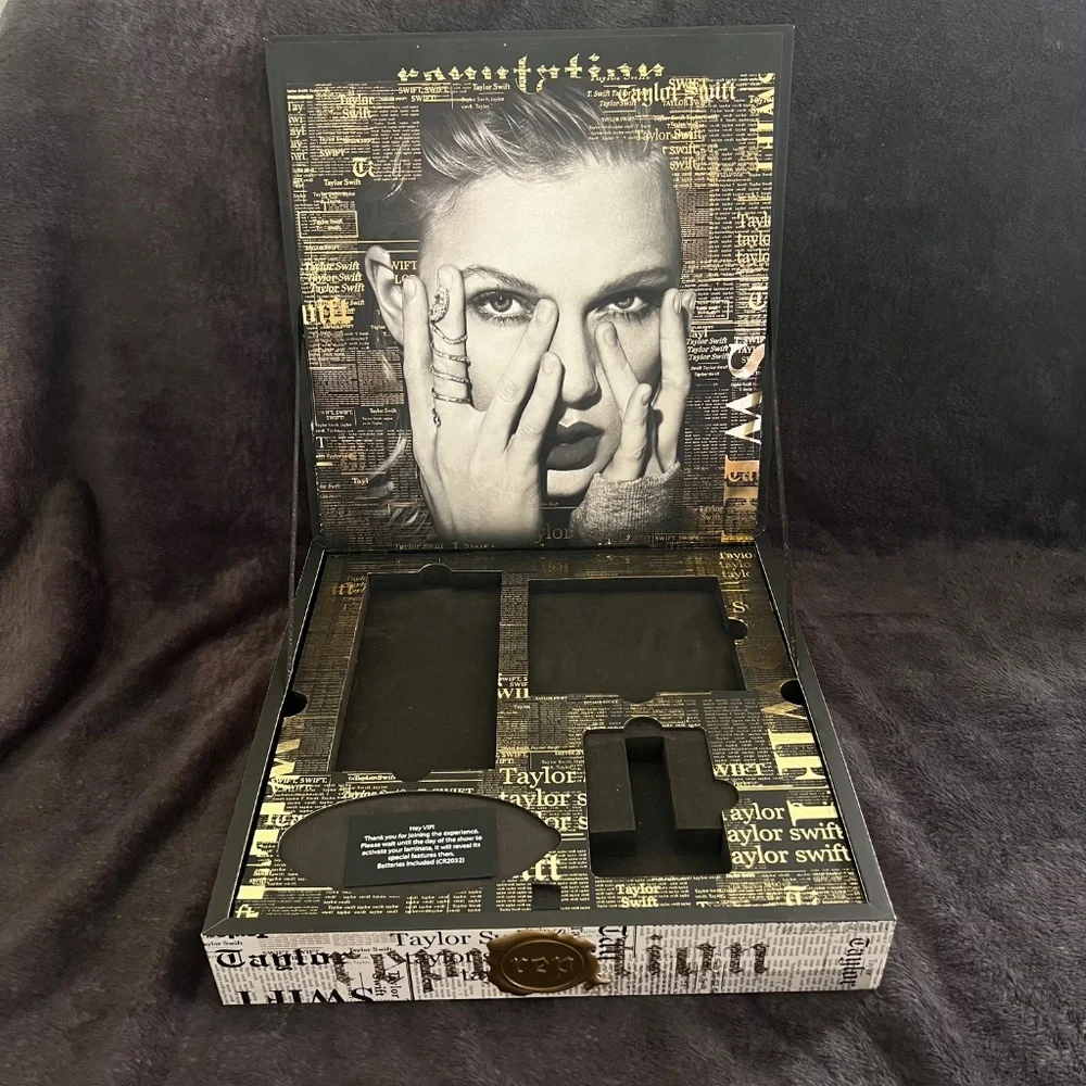 Reputation Tour VIP Box Taylor Swift Reputation Box Video Plays - Picture 9 of 14